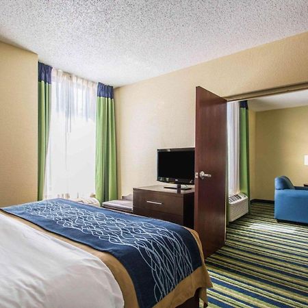 Comfort Inn & Suites Lantana - West Palm Beach South Bagian luar foto