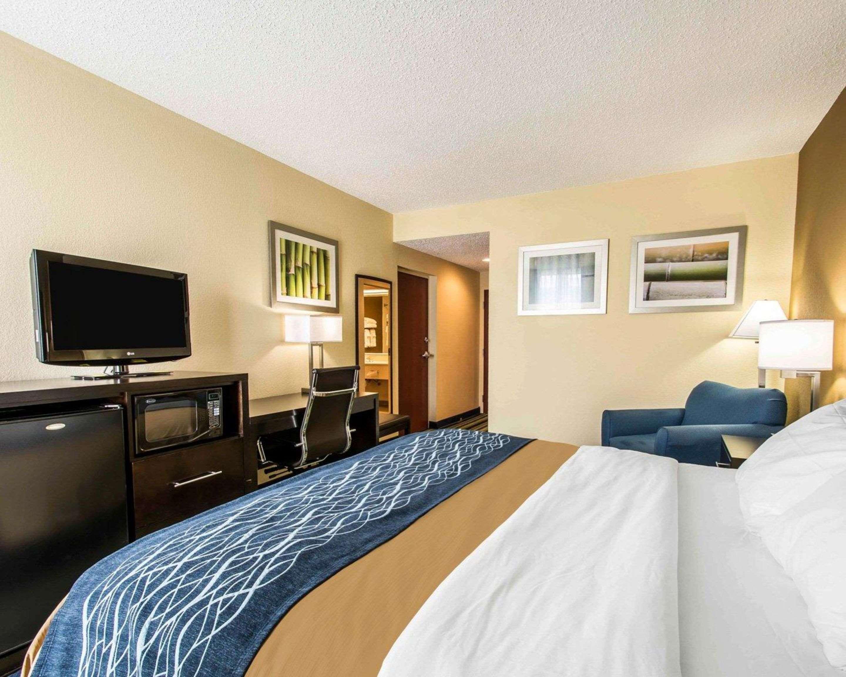 Comfort Inn & Suites Lantana - West Palm Beach South Bagian luar foto