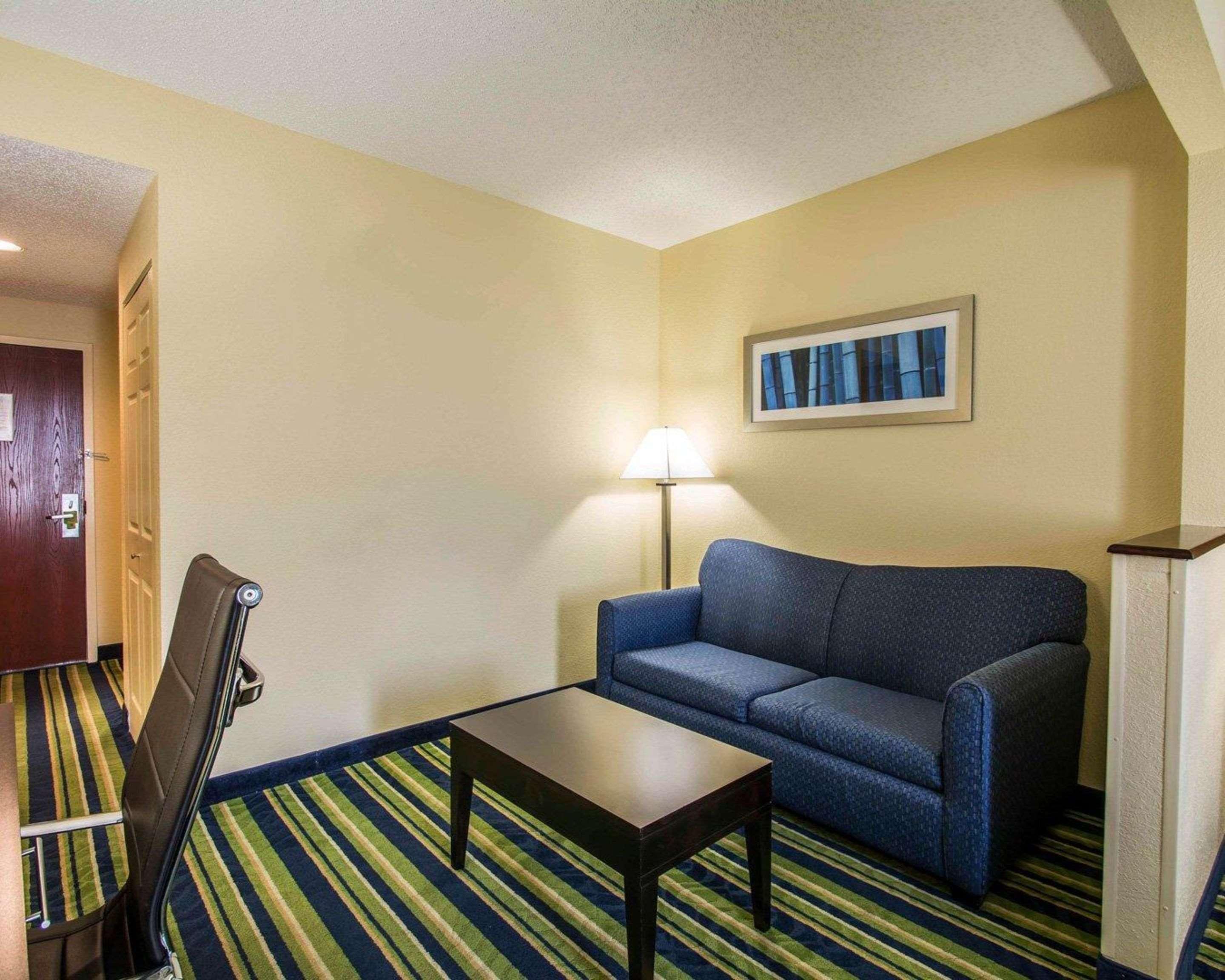 Comfort Inn & Suites Lantana - West Palm Beach South Bagian luar foto