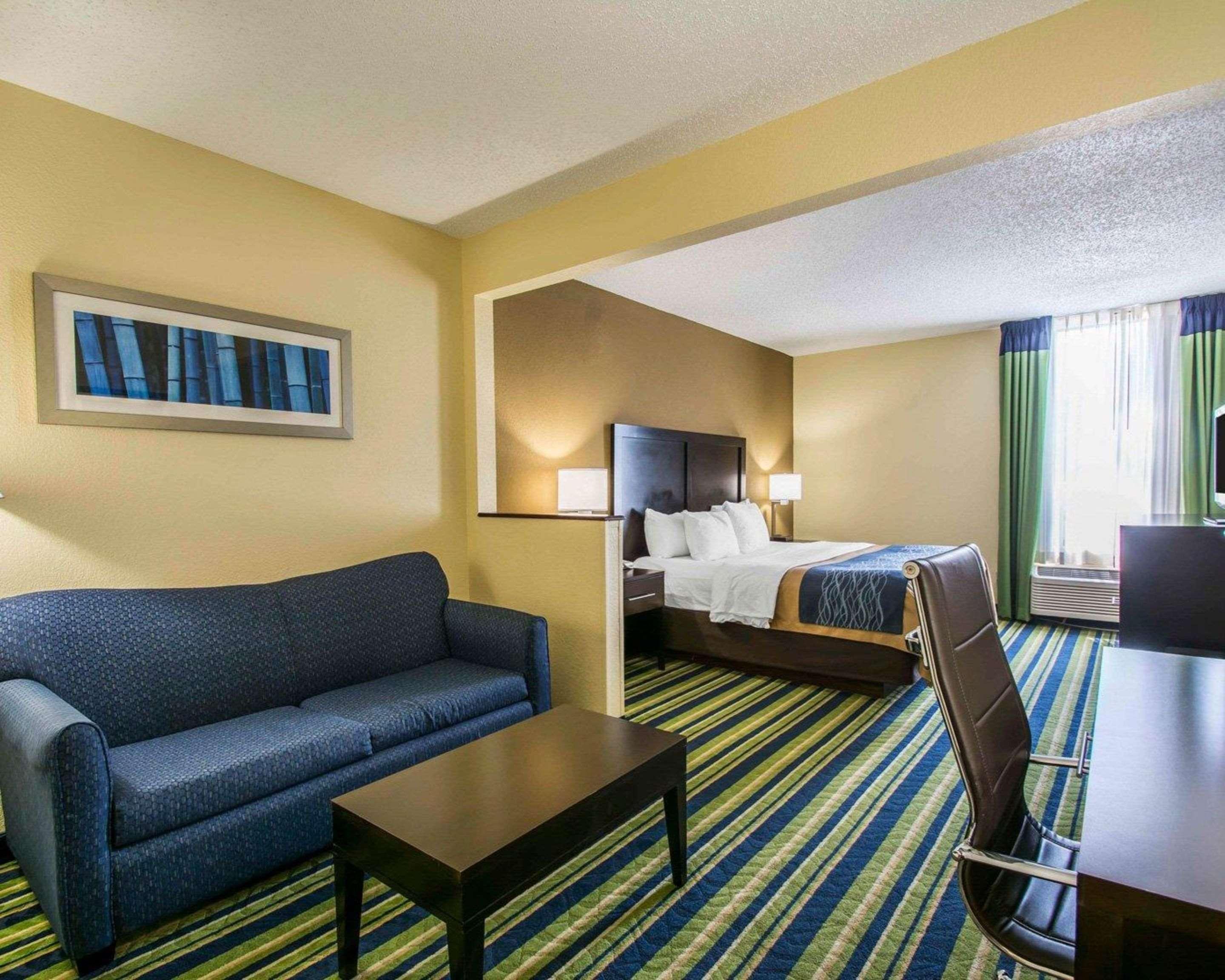 Comfort Inn & Suites Lantana - West Palm Beach South Bagian luar foto