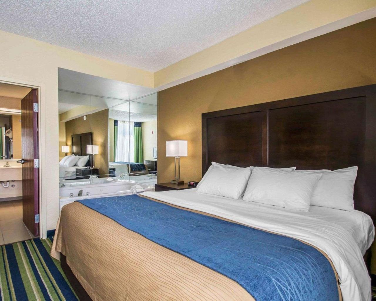 Comfort Inn & Suites Lantana - West Palm Beach South Bagian luar foto